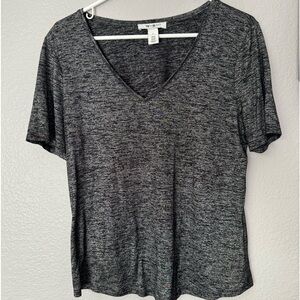 White House Black Market Large Gray V Neck T Shirt.  Size Large.